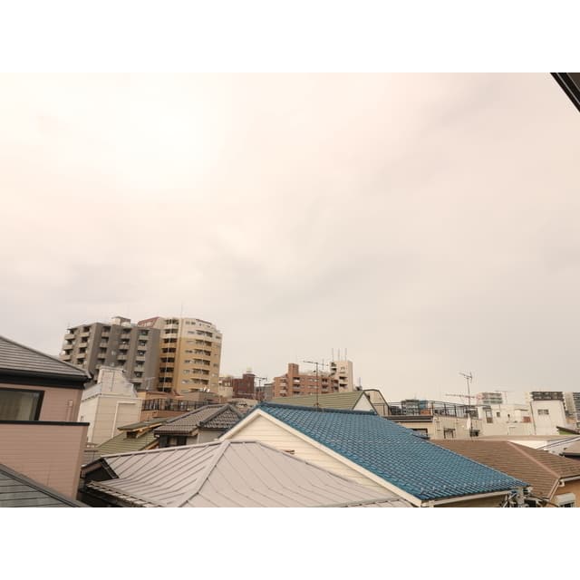 Room image 11
