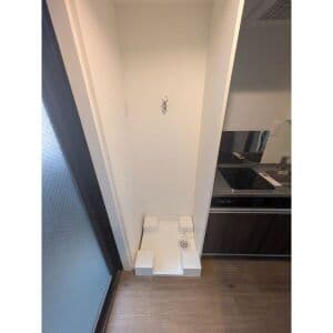 Room image 16