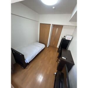 Room image 11