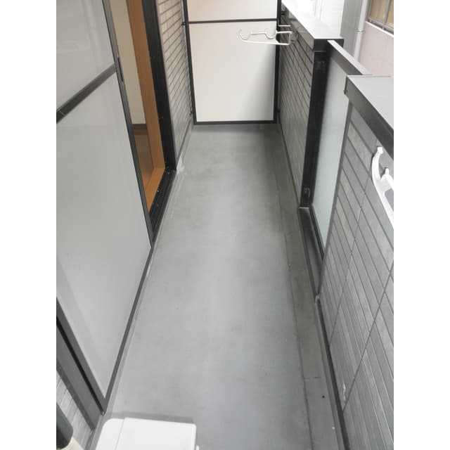 Room image 10