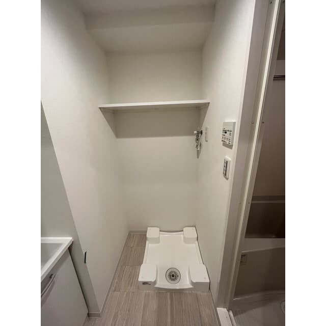 Room image 10