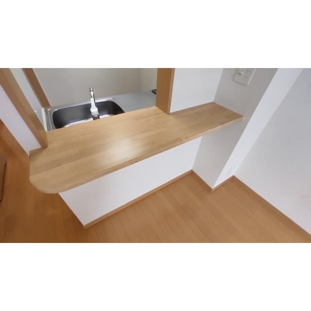 Room image 16