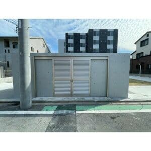 Room image 11