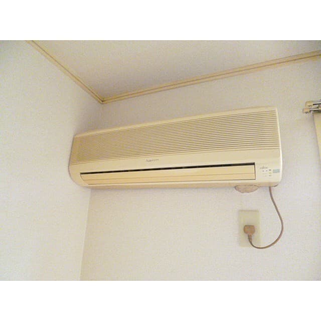Room image 11