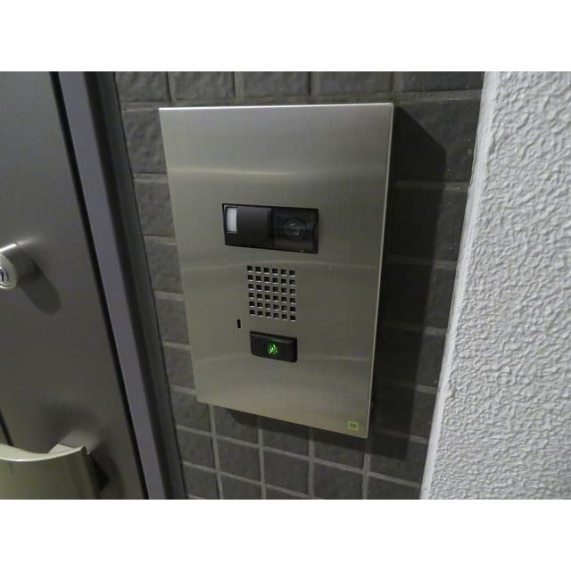Room image 16