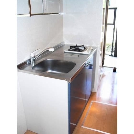 Room image 9