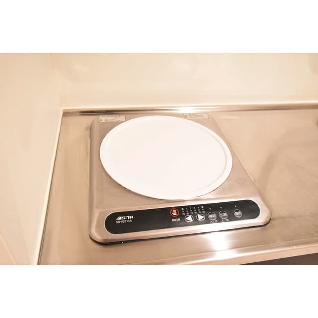 Room image 8