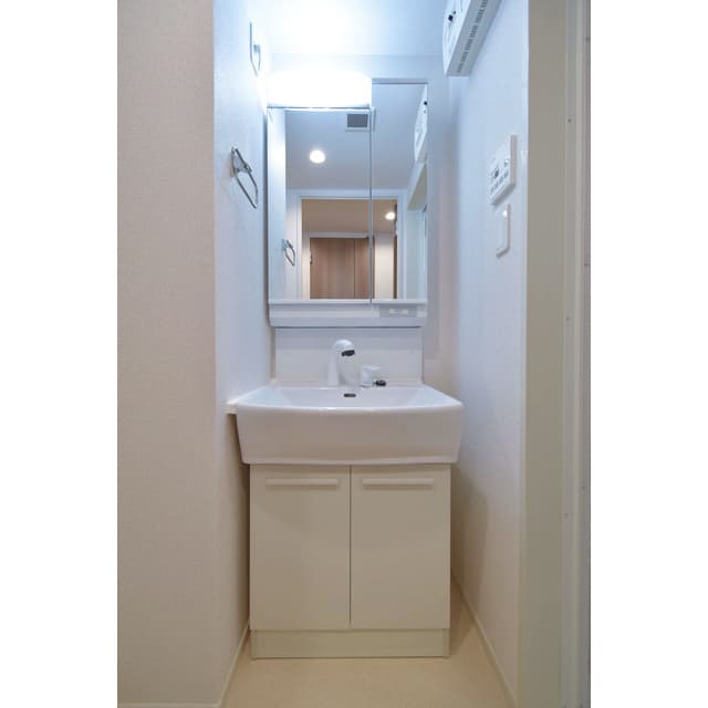 Room image 14