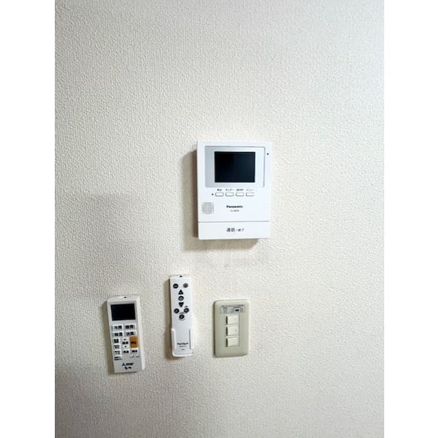 Room image 12