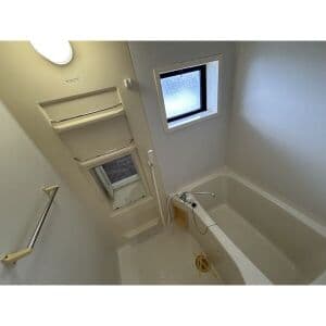 Room image 13