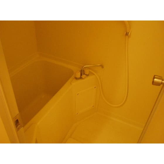 Room image 10