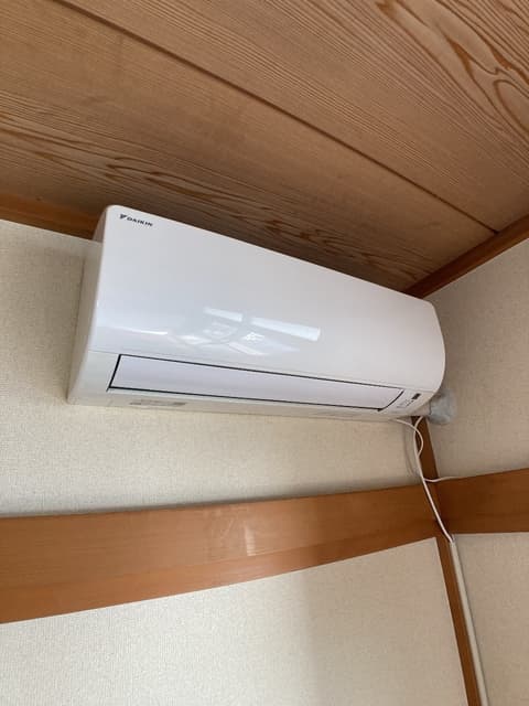 Room image 16