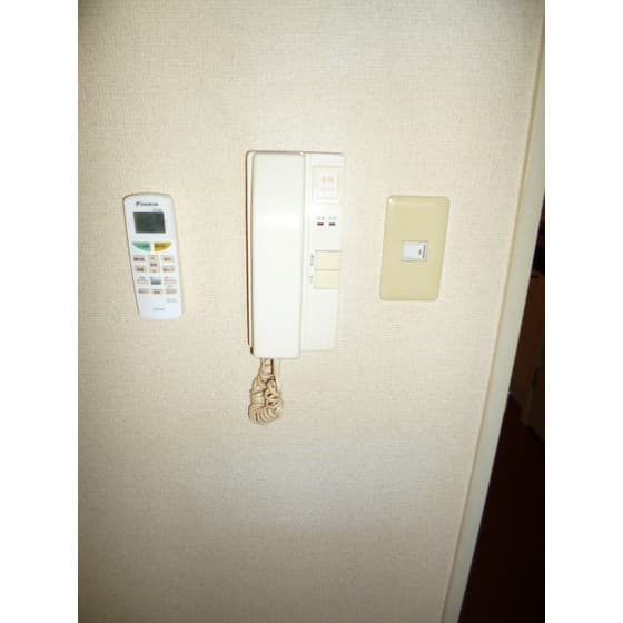 Room image 16