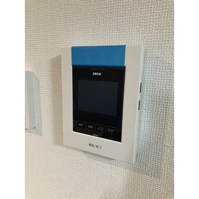 Room image 11