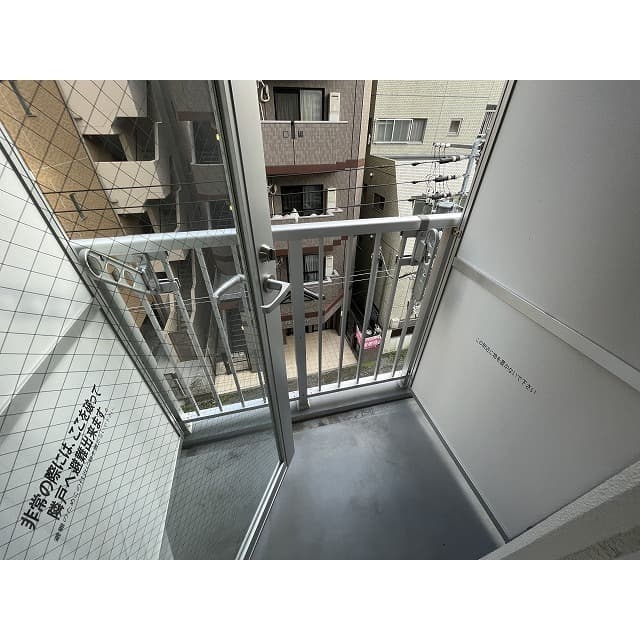 Room image 13