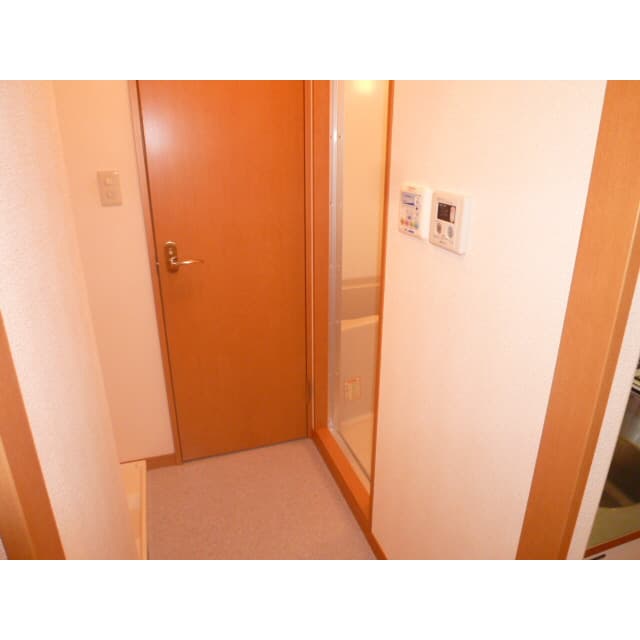 Room image 13
