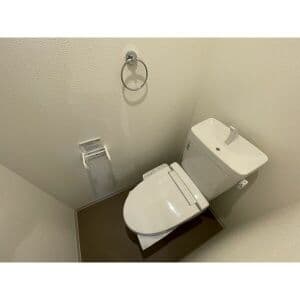 Room image 11