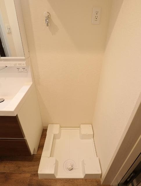 Room image 15