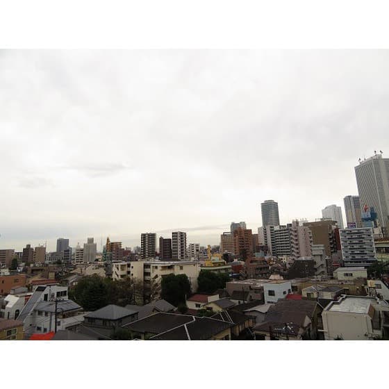 Room image 10