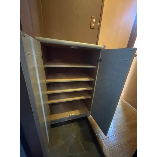 Room image 13