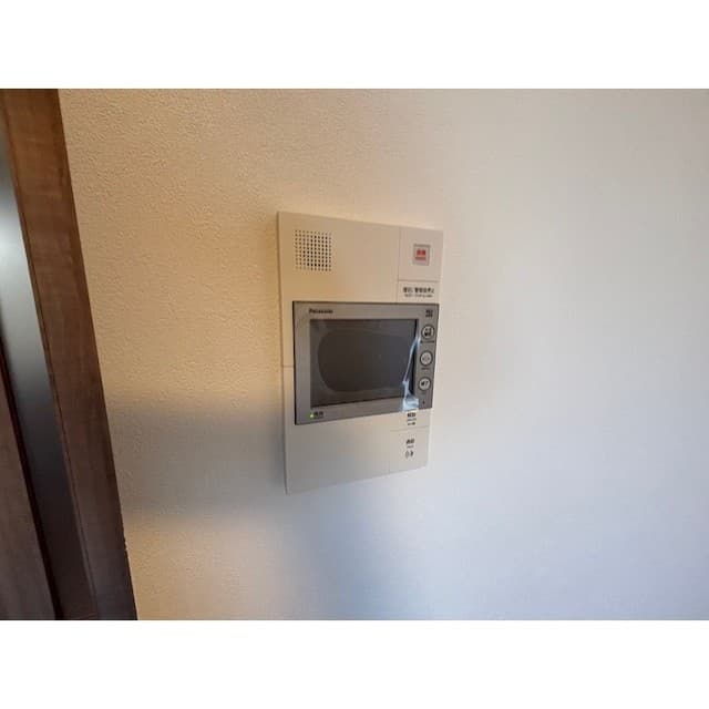 Room image 15