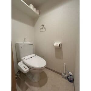 Room image 9