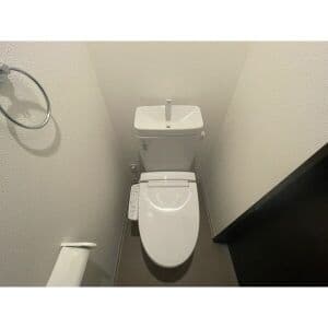 Room image 13