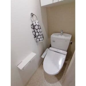 Room image 15