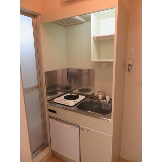 Room image 9