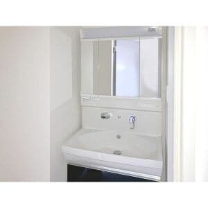 Room image 15