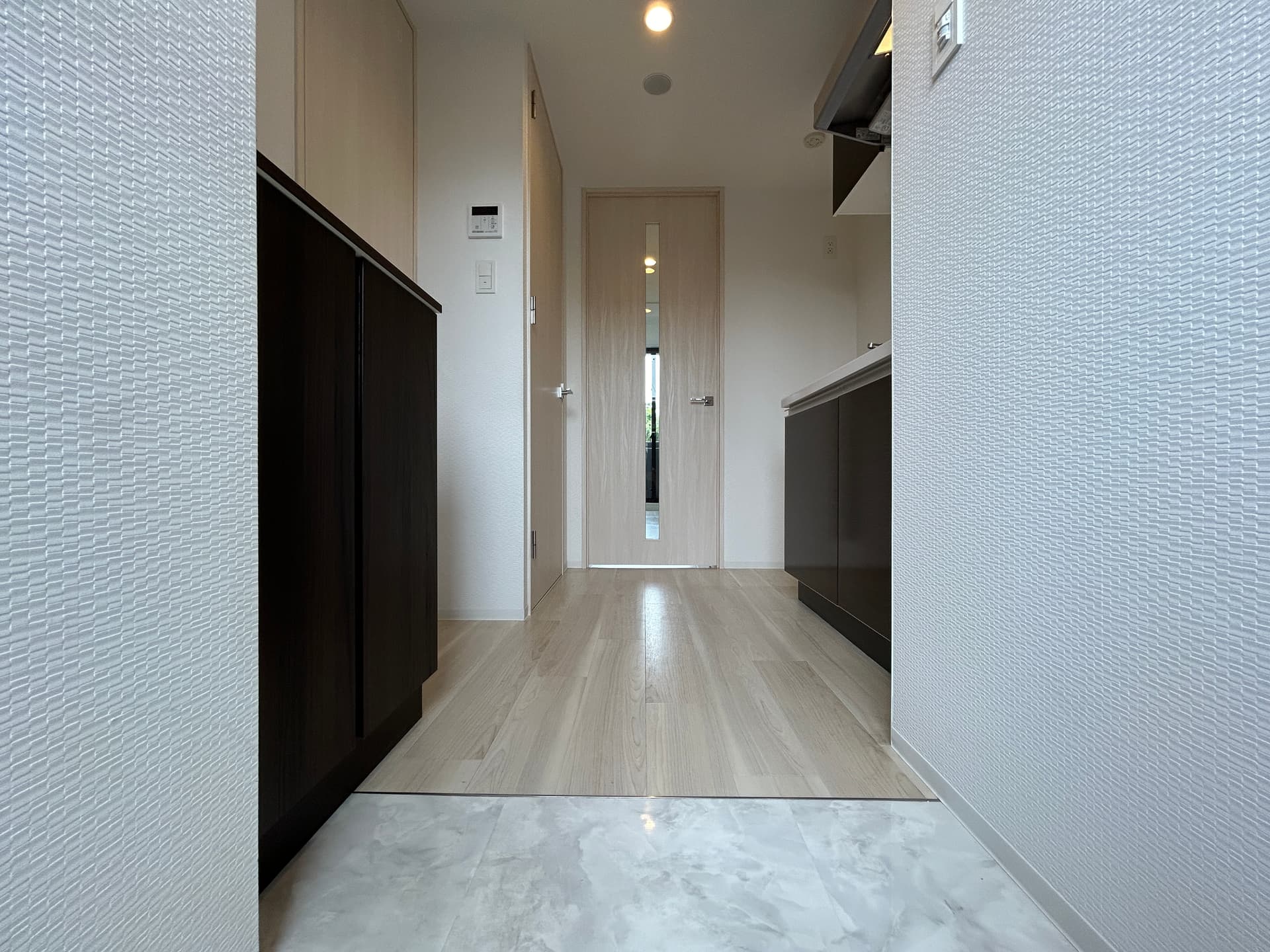Room image 15