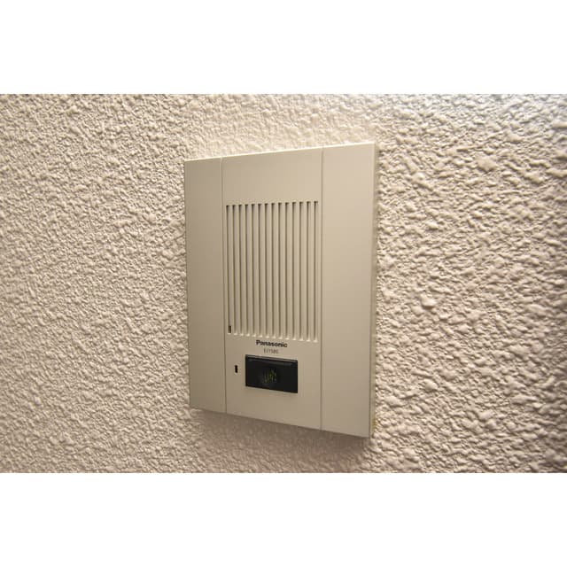 Room image 16