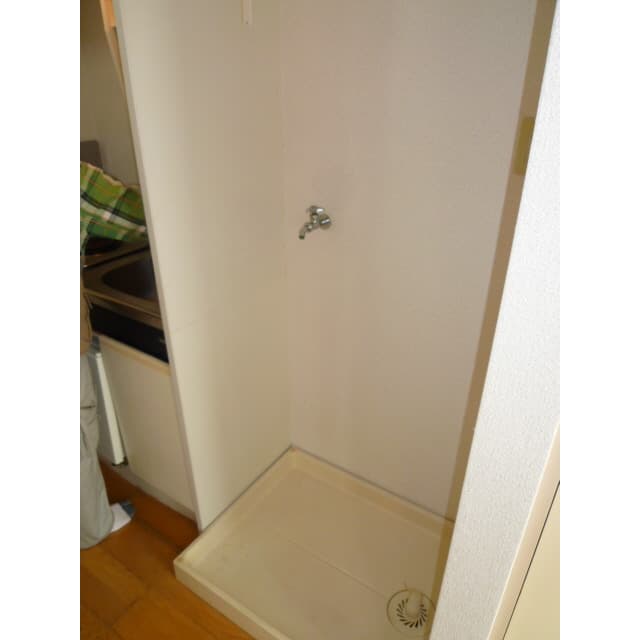 Room image 12