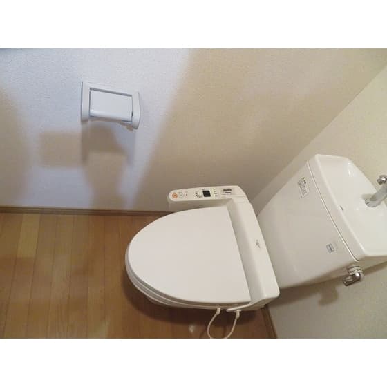 Room image 11