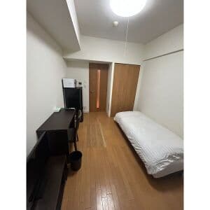 Room image 11