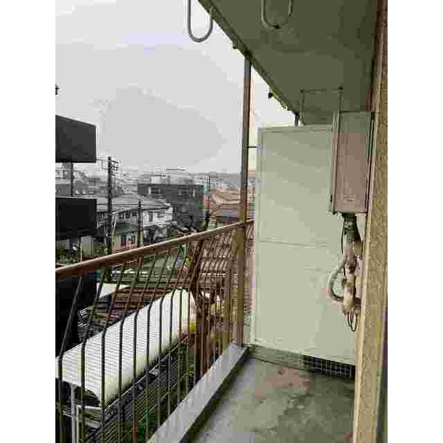 Room image 11