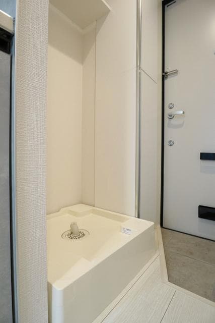 Room image 16