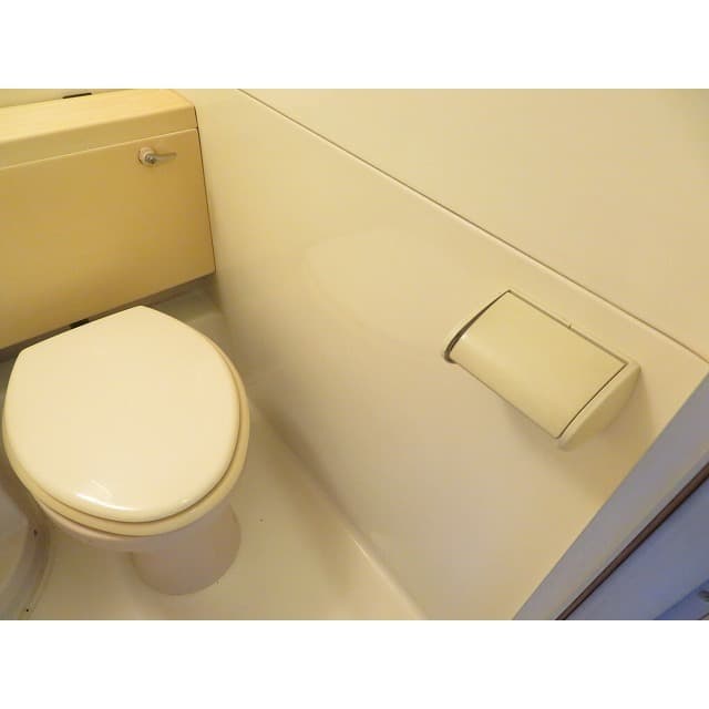 Room image 11
