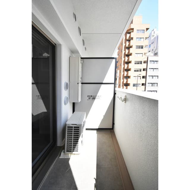Room image 14