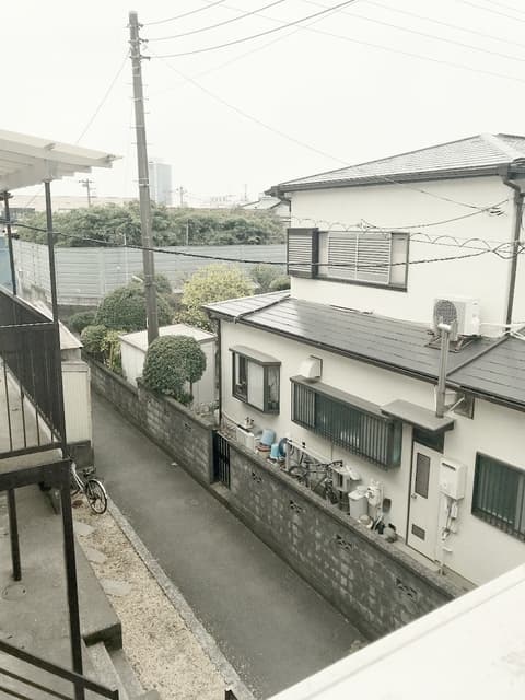 Room image 15