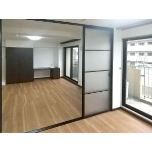 Room image 13