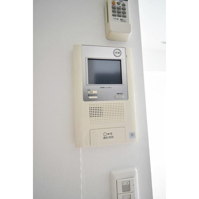 Room image 15