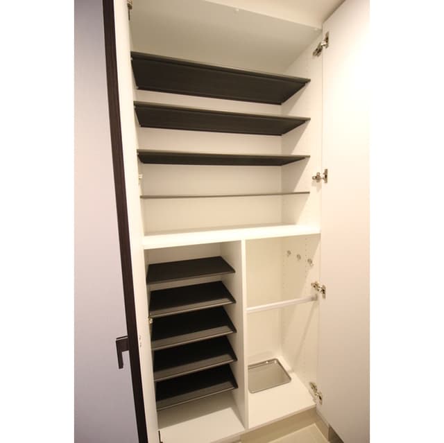 Room image 14