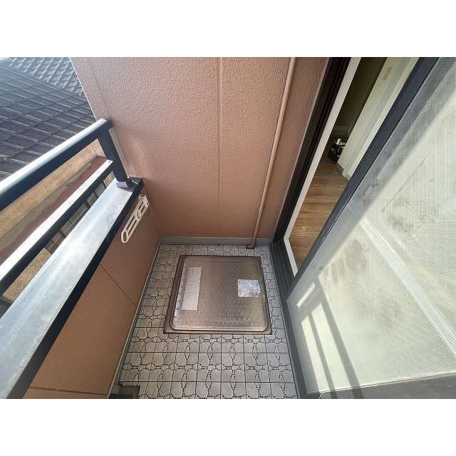 Room image 15