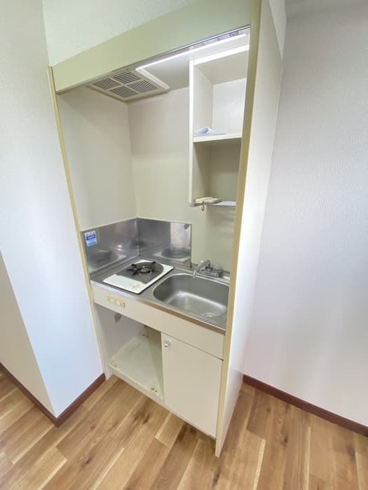 Room image 12