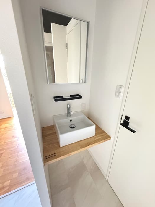 Room image 12