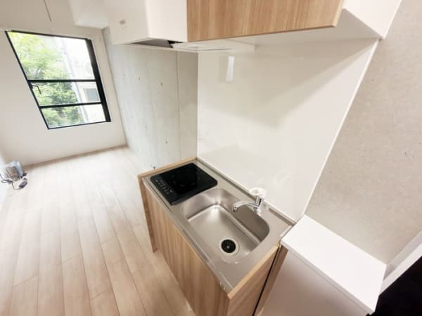 Room image 8