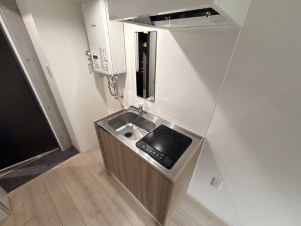 Room image 8