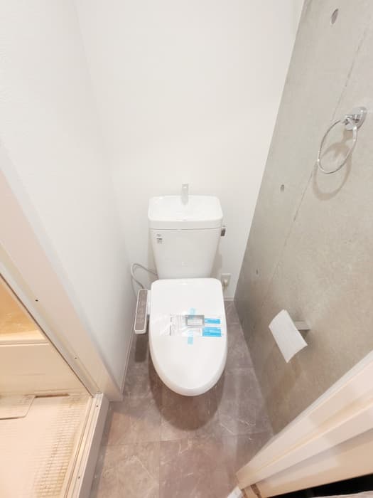 Room image 9