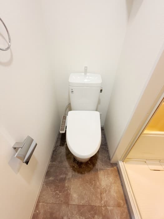Room image 10